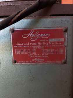 Molding machine