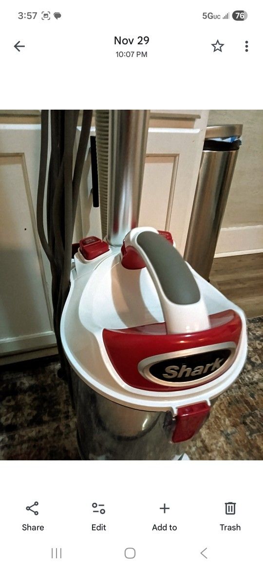 SHARK PROFESSIONAL ROTATOR LIFT AWAY VACUUM