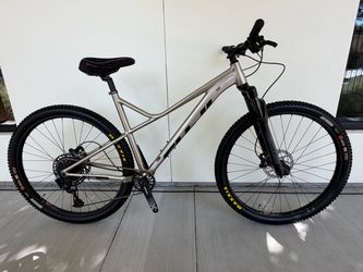 Fuji Bighorn 1.3, Size - XL, 2021
