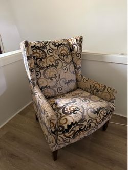 2 Wingback Accent chairs