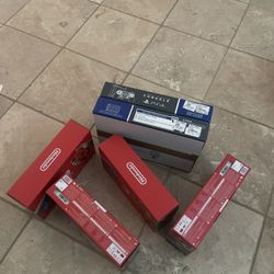 Nintendo Switch  And PS4 