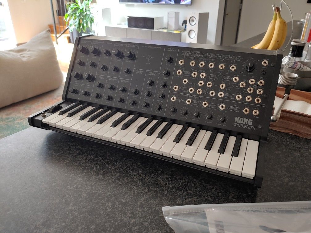 Korg MS-20 MS20 Mini Analogue Synthesizer