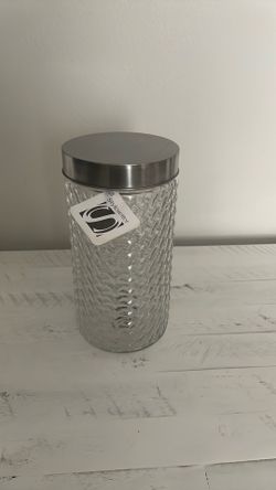 Canister