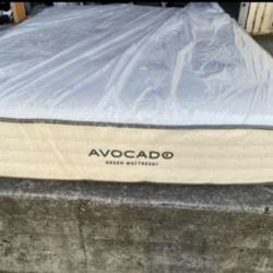 Brand New King Size Organic Avocado Green Medium Firm Mattress!!