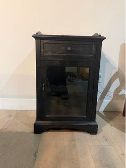 Black bar cabinet
