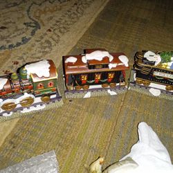Multiple Porcelain Figurines 