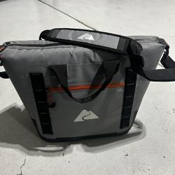 Ozark Cooler 35qt