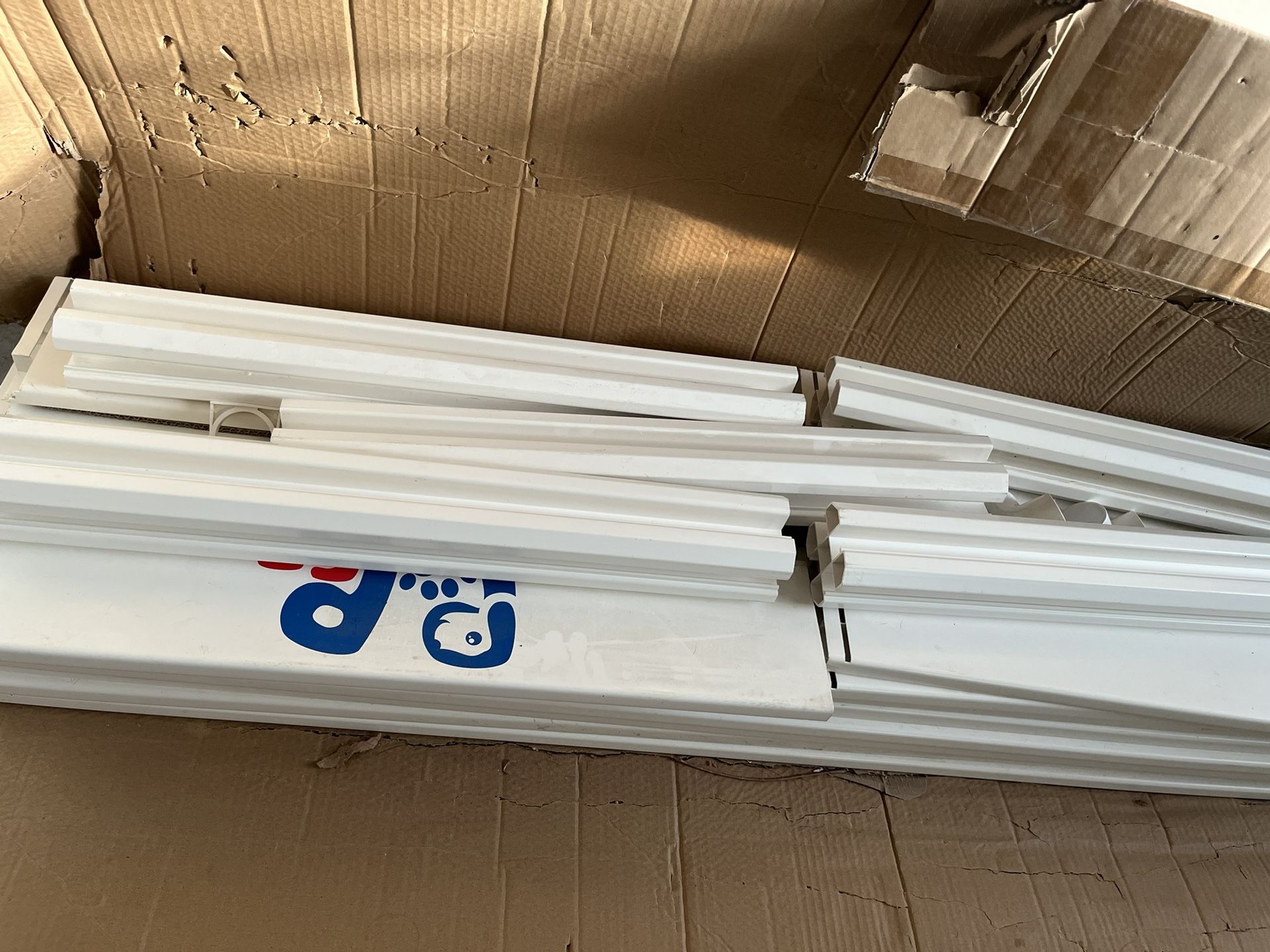 Pup Ez Welping Box