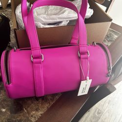 BRAND NEW MEDIUM TELFAR DUFFLE IN COLOR AZALEA 