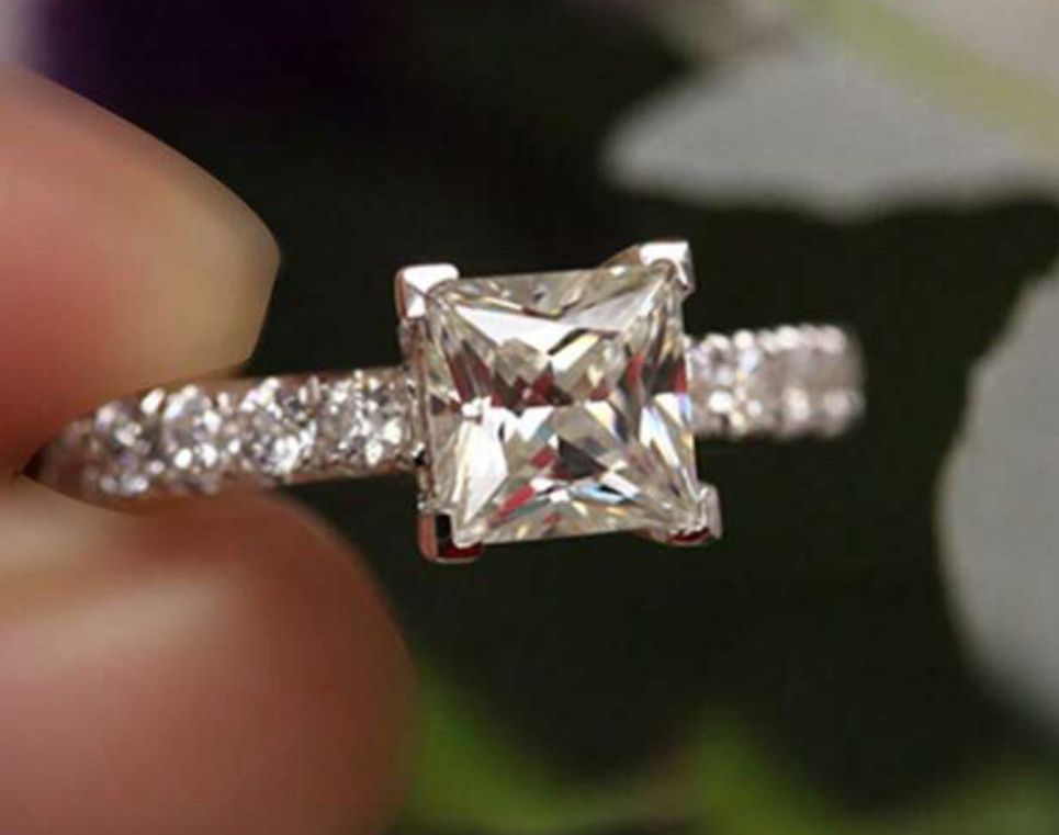 White diamond ring 