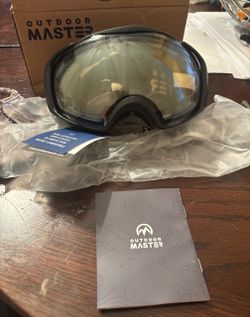 OutdoorMaster OTG Ski Goggles