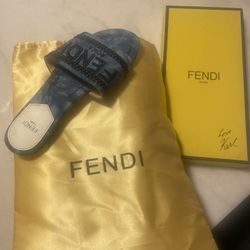 FENDI SLIDES
