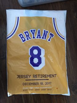 Kobe Bryant LA Lakers Retirement Ceremony GIVEAWAY Jersey (Unopened)