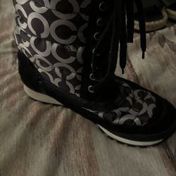 Woman’s Size 7.5 Coach Boots 
