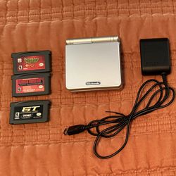 Nintendo Gameboy Advance SP AGS-001 Silver Very Nice