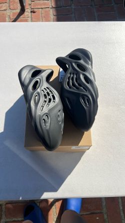 Adidas Yeezy Foam RNNR Onyx
