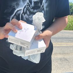 SEALED AIRPODS PRO 2 TEXT ME