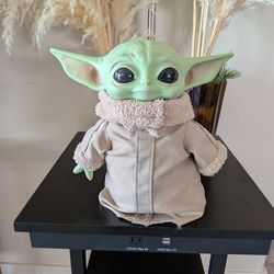 BABY YODA ( Grogu) plush- Good condition