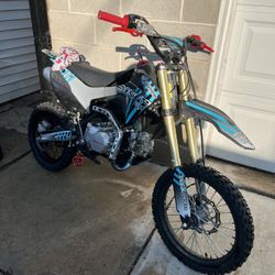 2024 SYX Moto Whip Pro 125cc Pit Bike, Oil-Cooled, Kick Start, Anodized Front Fork, 4-Speed Manual Shifting, (17/14) Wheels, Ages 12 and up