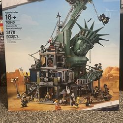 LEGO 70840 "Welcome to Apocalypseburg!" from Lego Movie 2