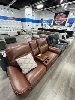 Camas, Colchones Y Mas Por Catálogo o En La Tienda ! Compré En Pagos $25 Down Hoy !