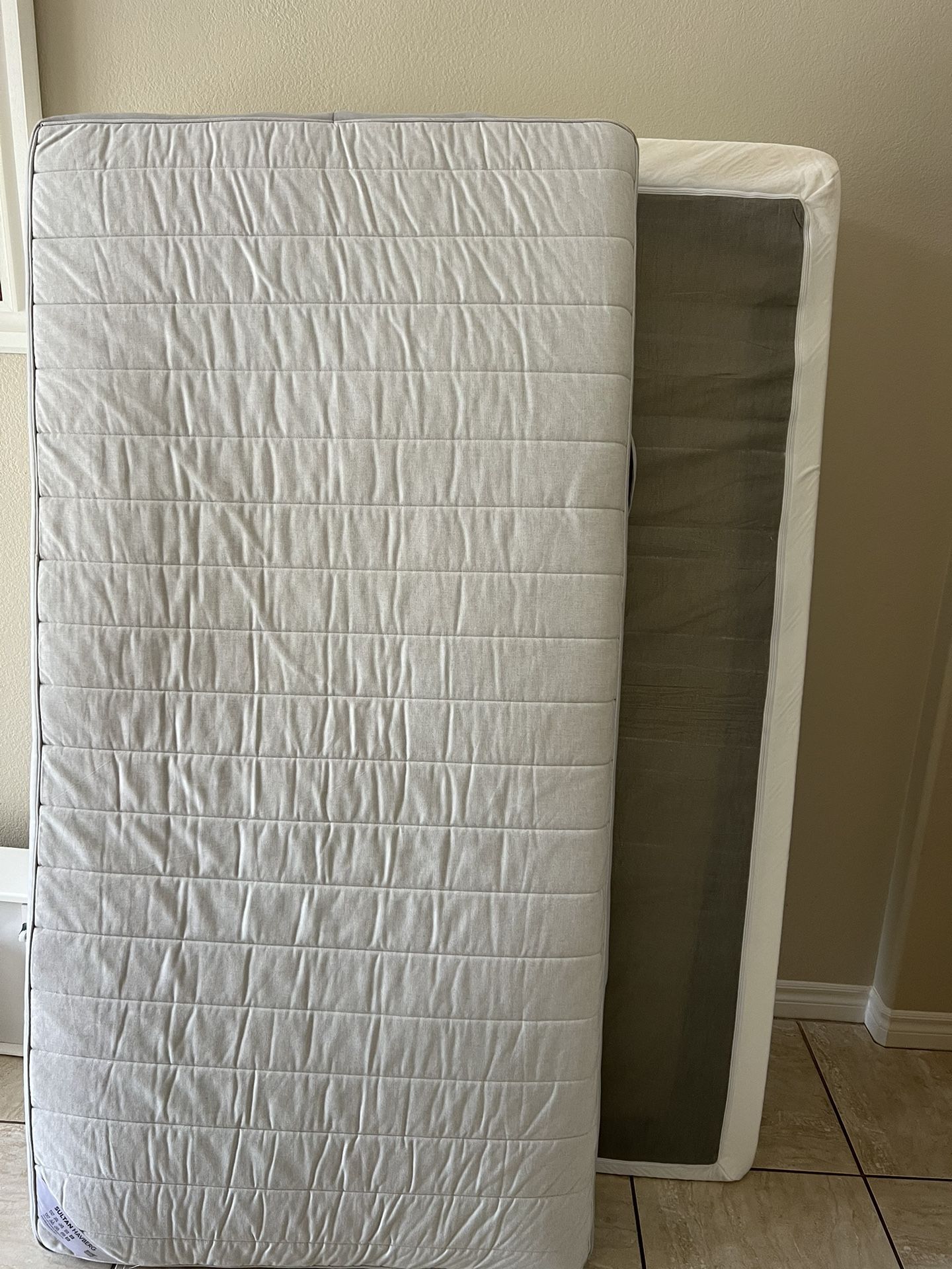 Full And Twin Matress