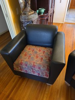 2 Sofa Seats