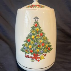 Vintage Christmas Tree Cookie Jar Jamestown