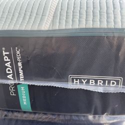 Tempur-Pedic ProAdapt 2.0 Medium Hybrid King Size Mattress
