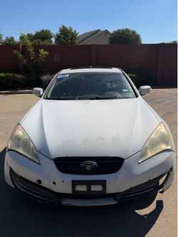 2012 Hyundai genesis