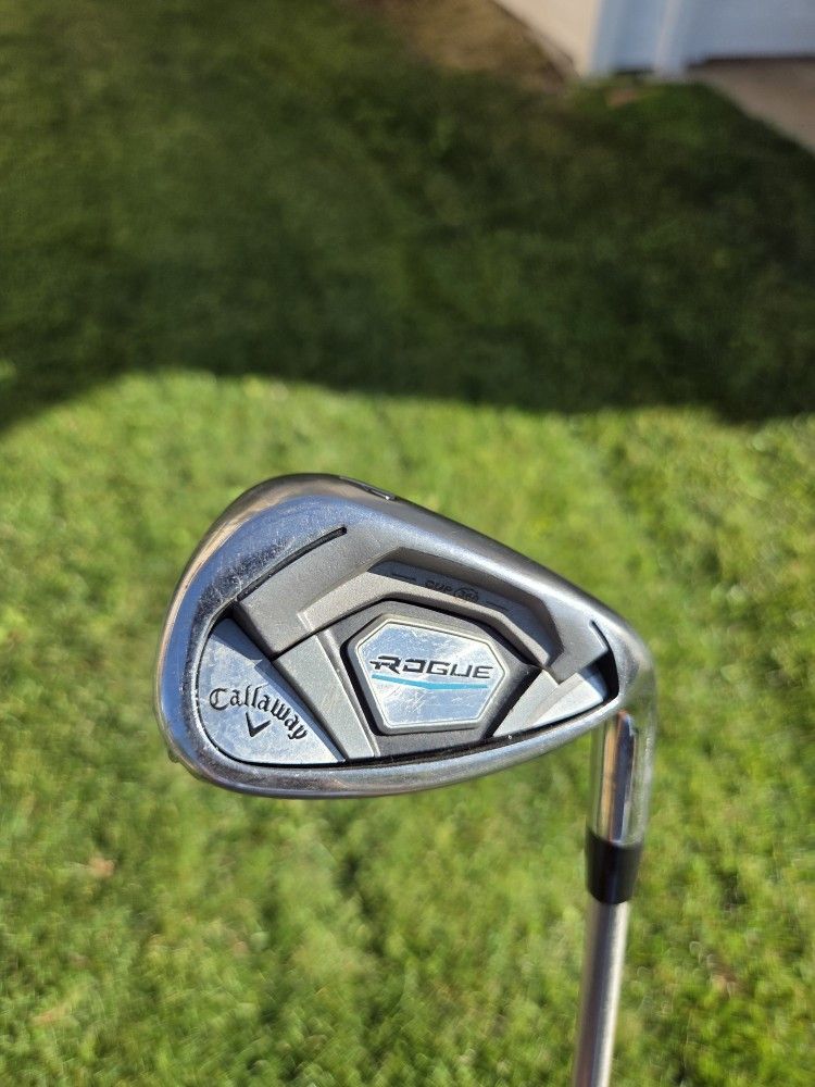 Callaway Rogue Pitching Wedge Golf Club, RH 