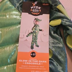 Halloween Customs Crocodile 