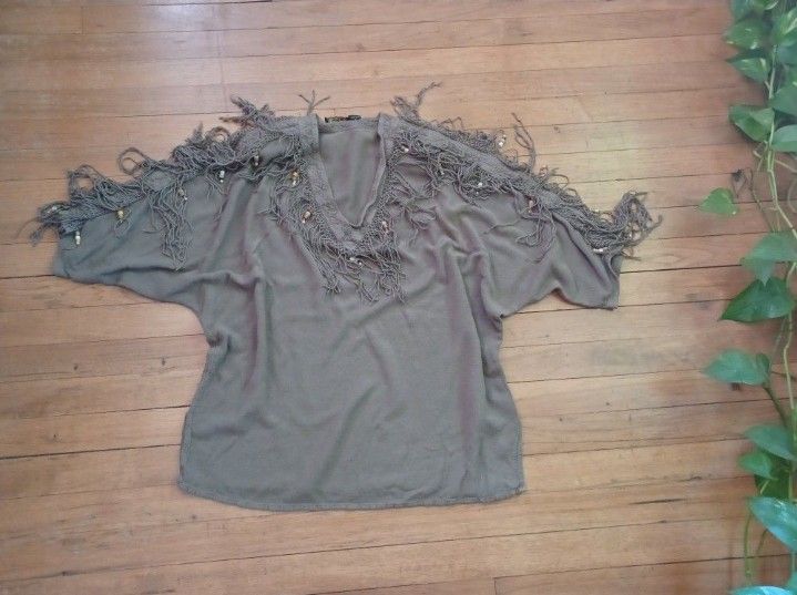 Fezz☆Hand Made In Morocco☆Size XL☆Fringe,Flowy Bead Shirt