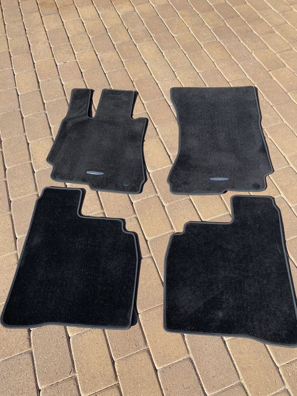 0713 Mercedes s550 floor mats for Sale in Phoenix, AZ OfferUp