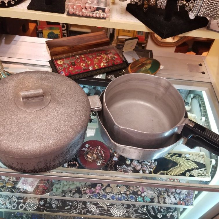 Vintage antique MAGNALITE cookware for Sale in Baytown, TX - OfferUp