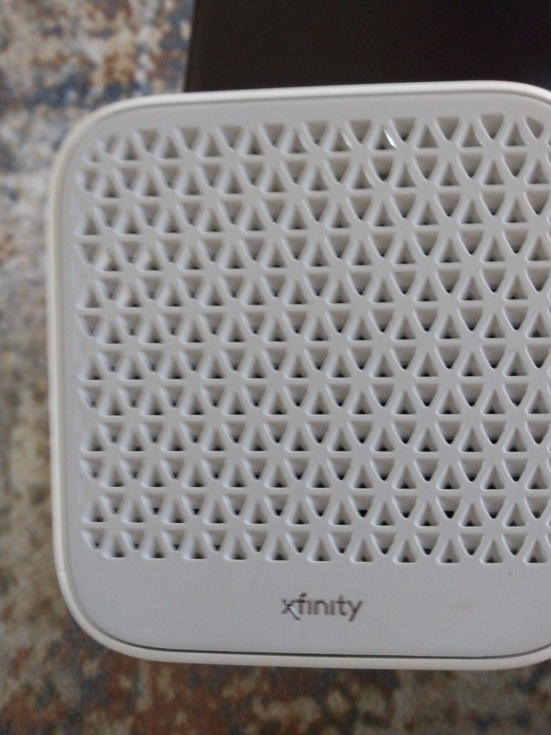 Comcast Xfinity XB7-CI Modem And Wi/FI Router And Power Adapter White