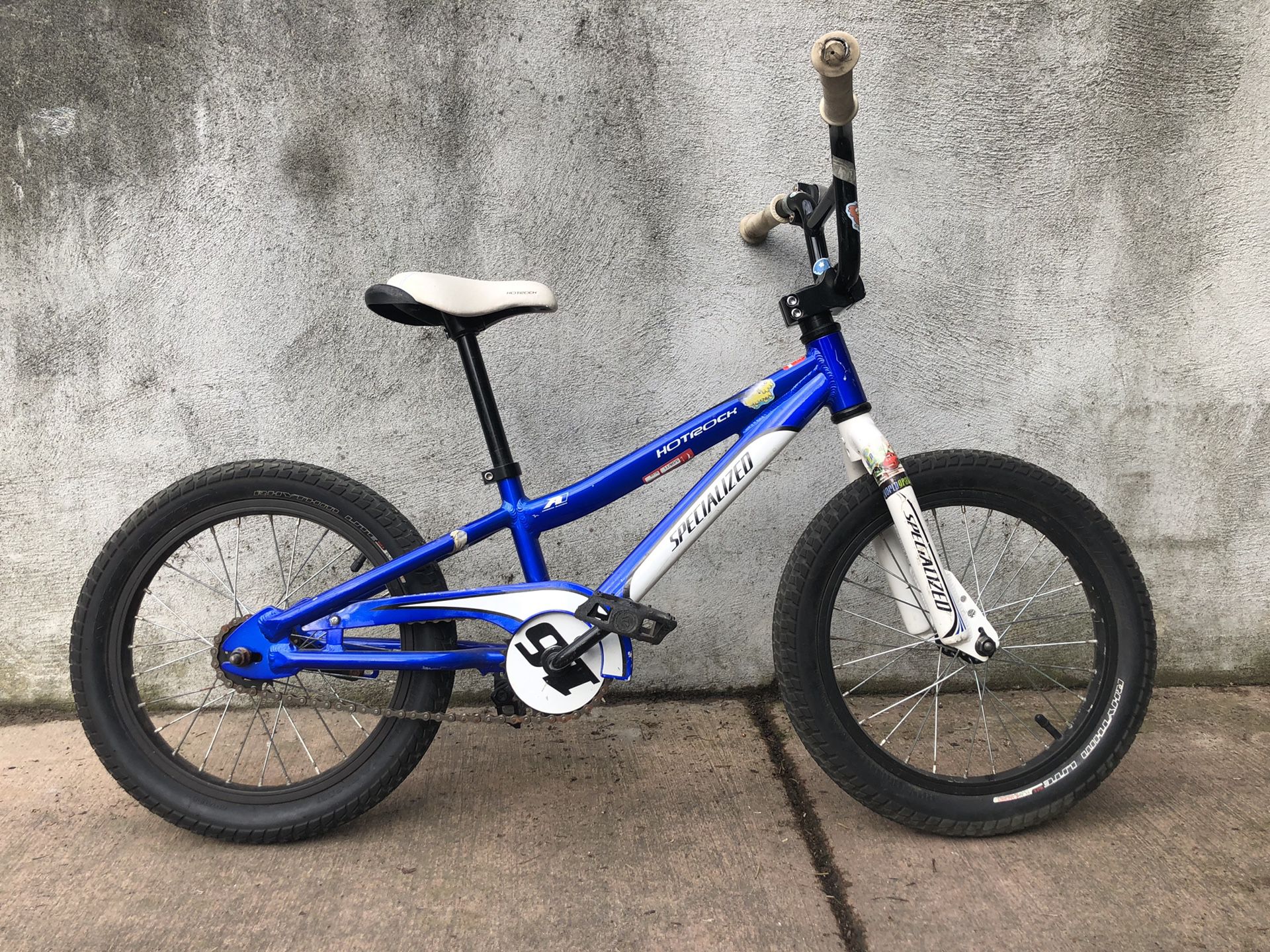 Kids bike - specialized Hotrock 16”