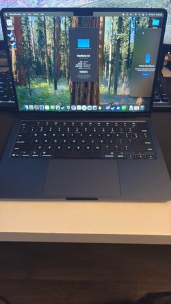 MacBook m4 16Gb 256 ssd