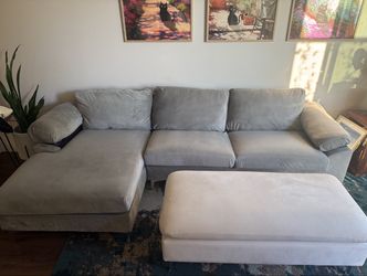 IKEA SÖDERHAMN Sectional Sofa with Chaise + Ottoman - Gray