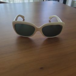 Ladies  RAY BAN  Sunglasses 