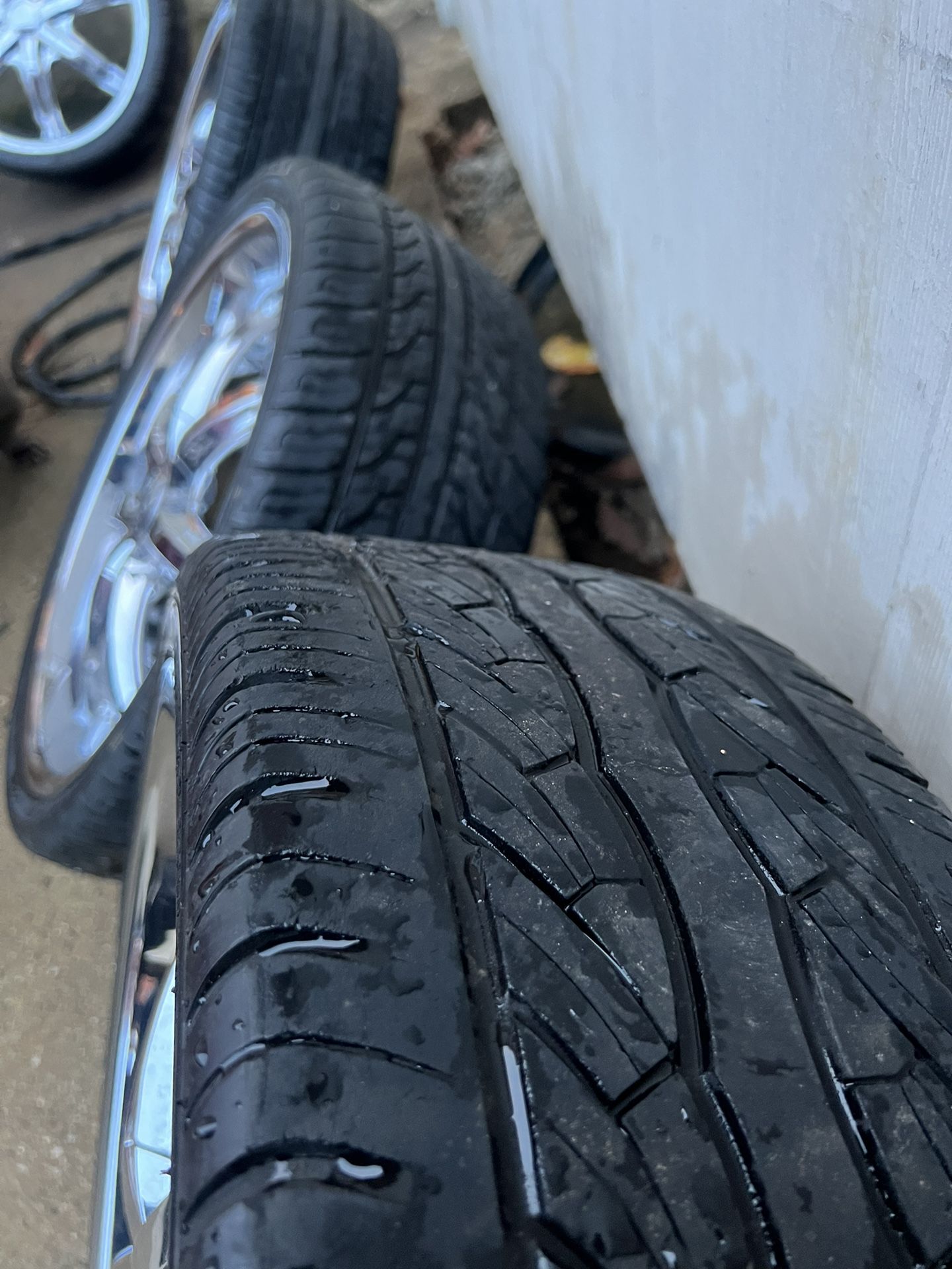 Tires & Chrome rims