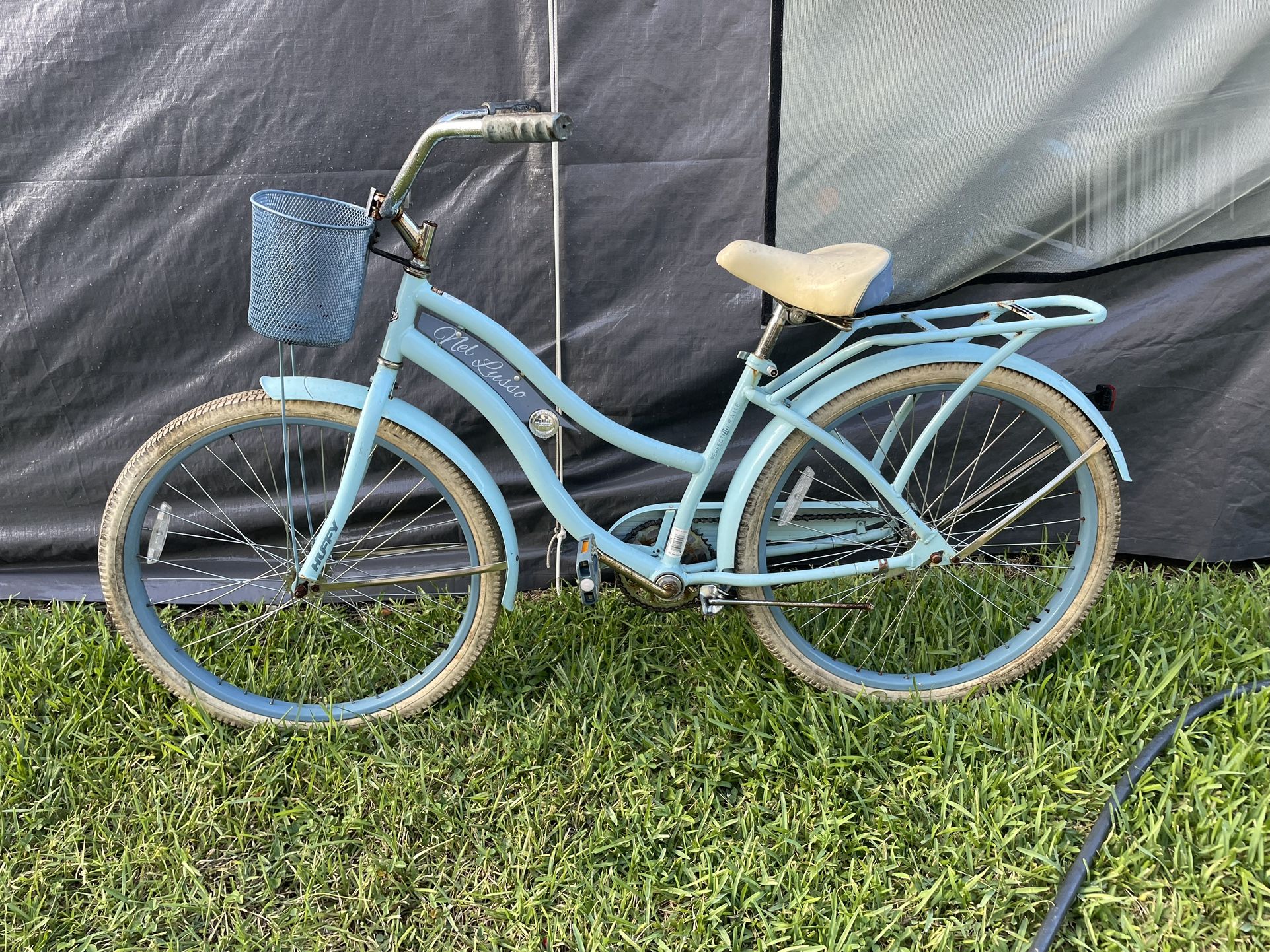 Beach cruiser bicycle