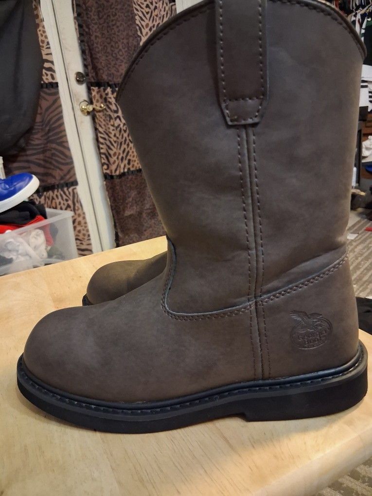 New Georgia Boot 
Big Kid Pull-On Boot