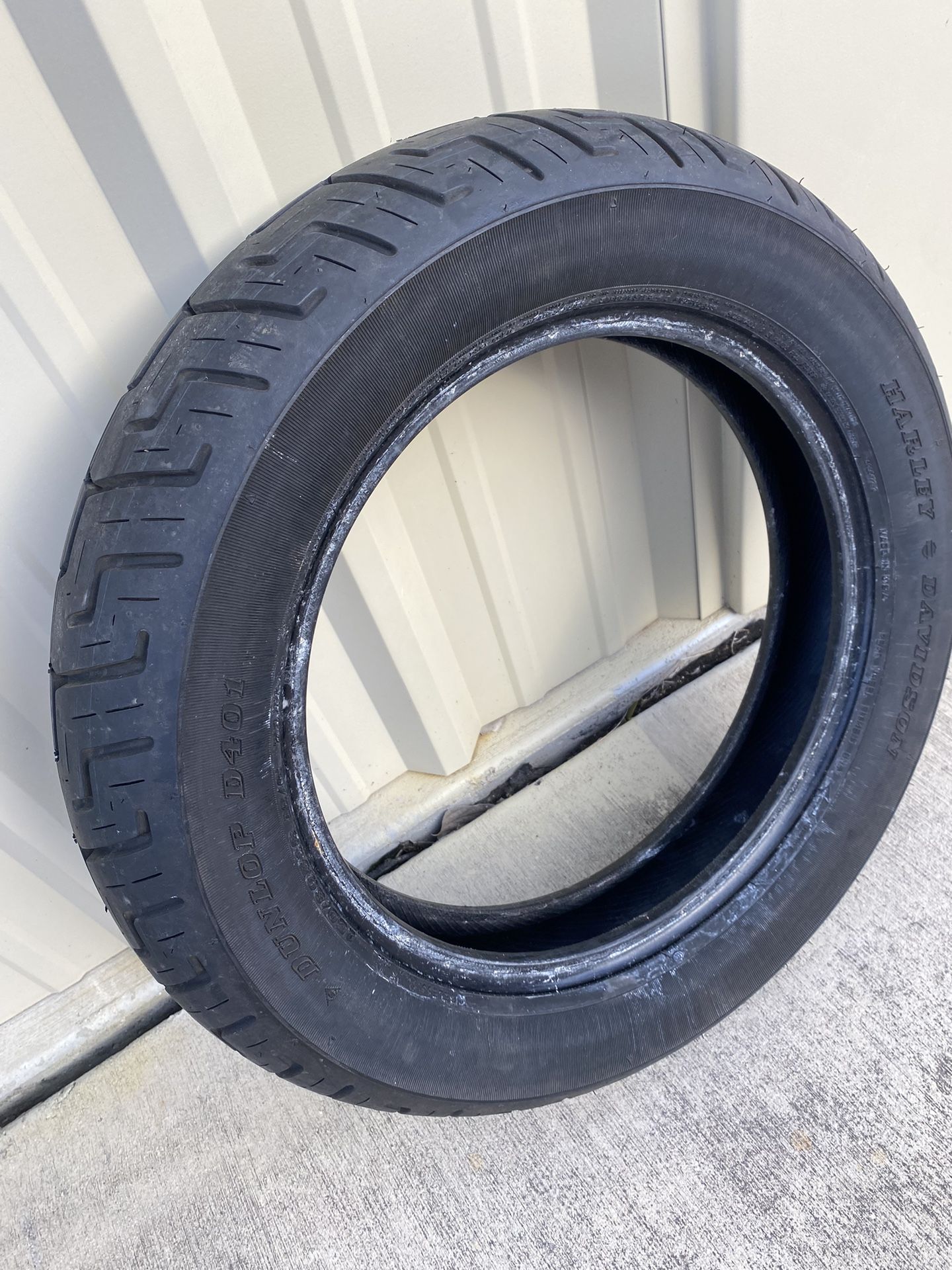 Motorcycle Tire for Sale in San Antonio, TX OfferUp