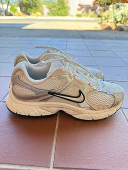 Nike size 8.5