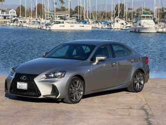 2017 Lexus IS