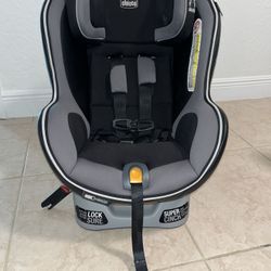 Chicco NextFit Zip Convertible Car Seat - Carbon (Black/Grey)