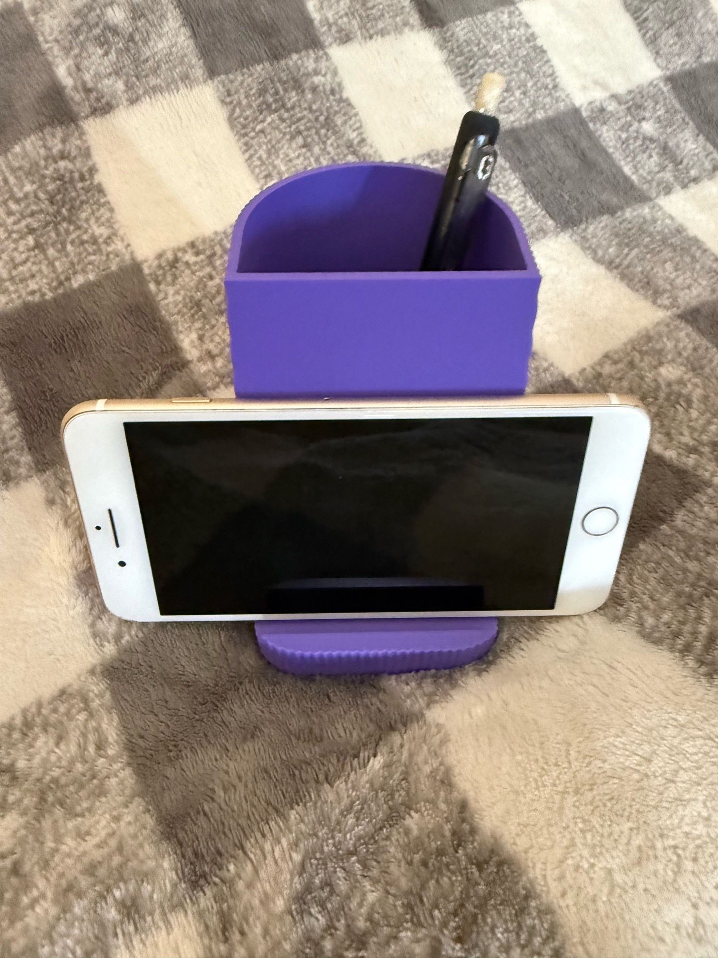 Phone stand