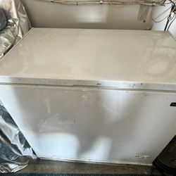 Magic chef Freezer