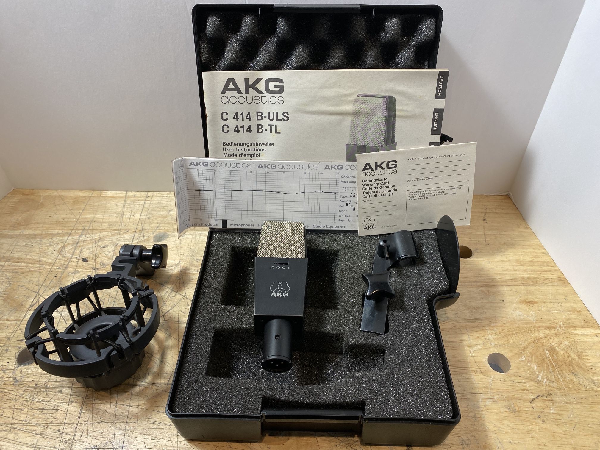 Vintage AKG c414 B-ULS Microphone